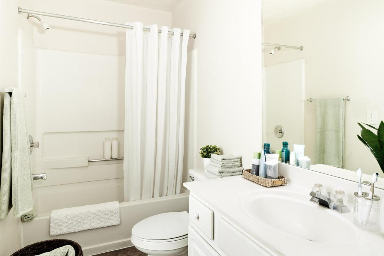 Intown Suites Extended Stay Newport News Va - South Екстериор снимка